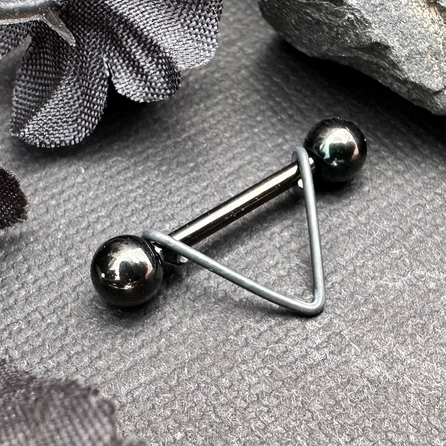 Simple V Nipple Ring 316L Stainless Steel - 1pc