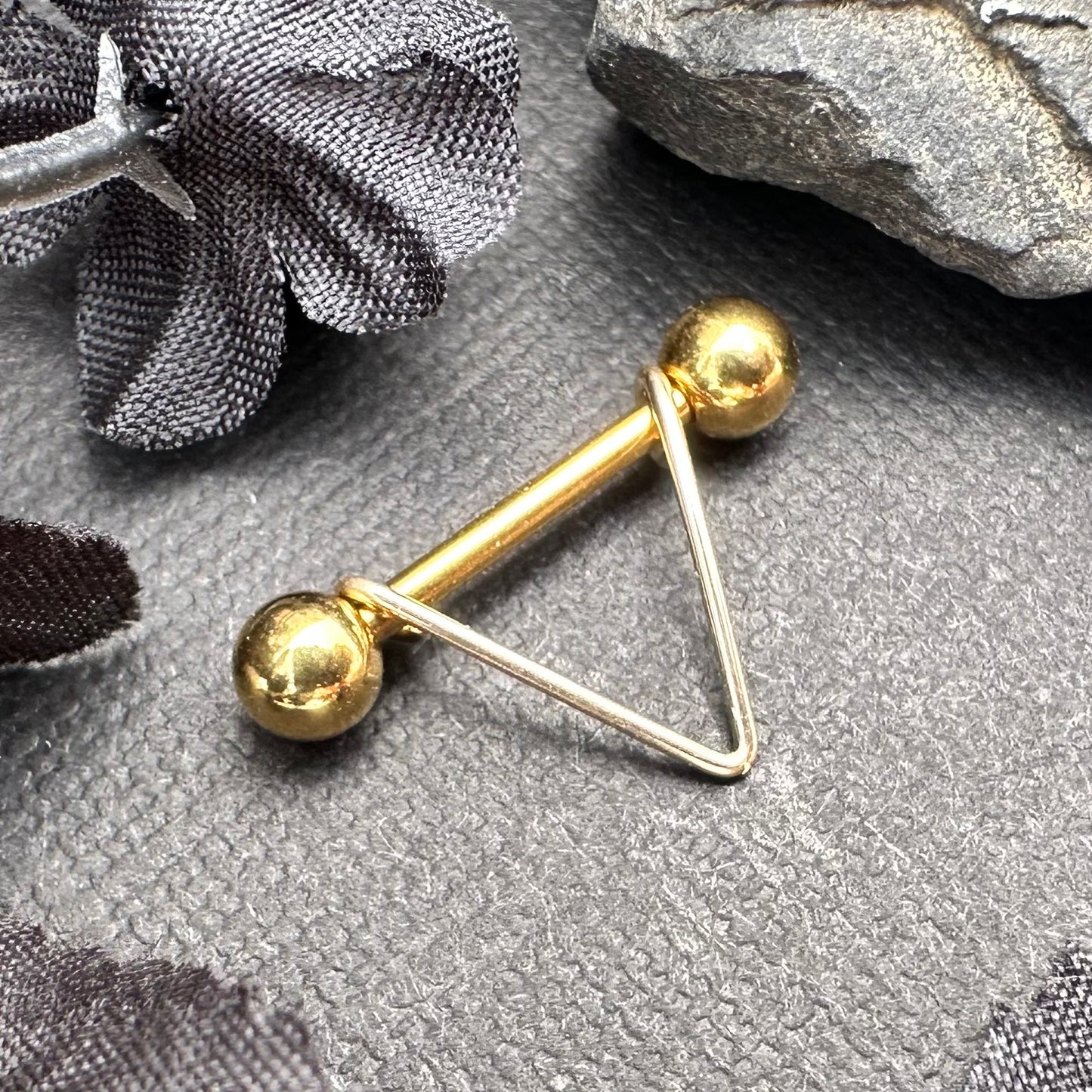 Simple V Nipple Ring 316L Stainless Steel - 1pc