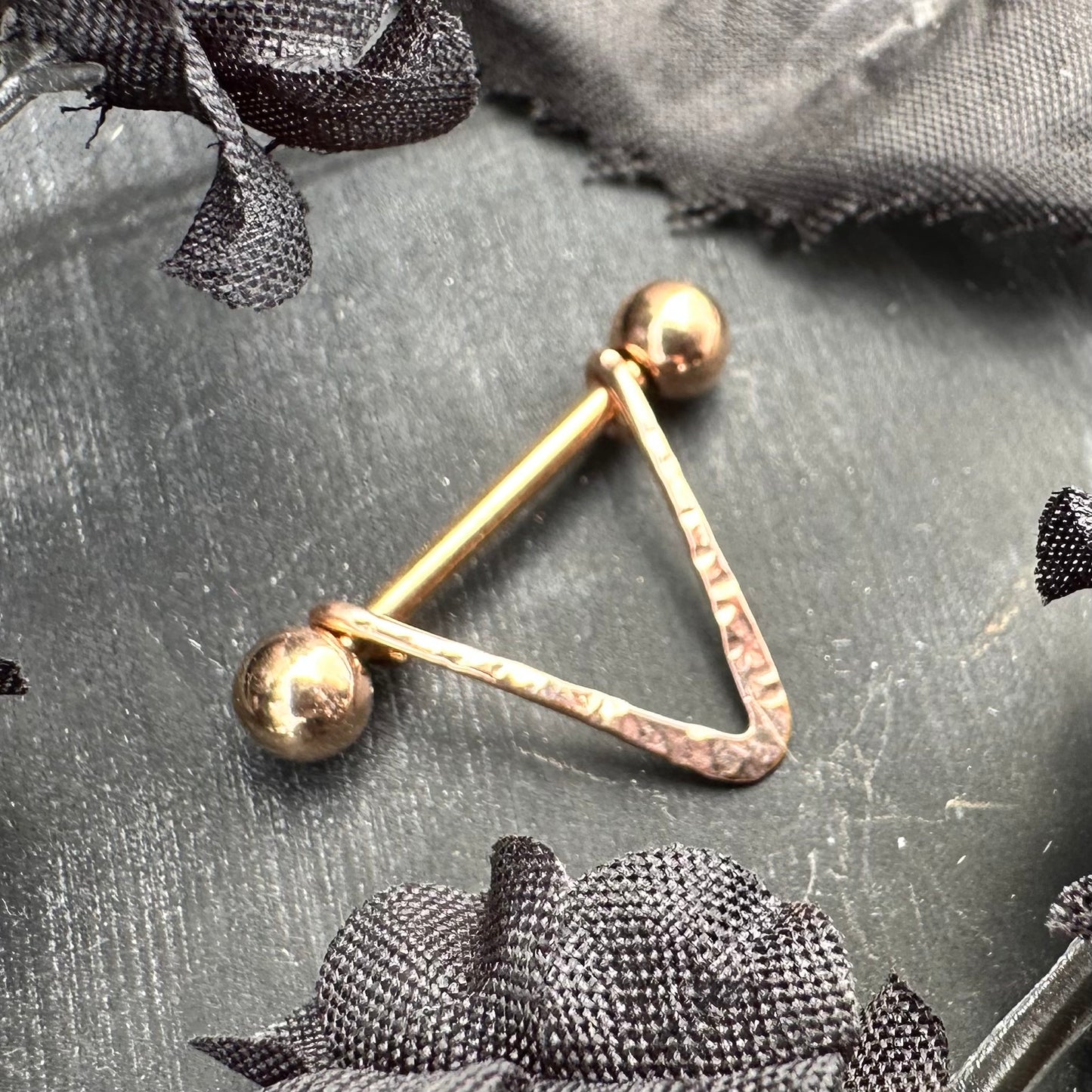 Chic V Textured Nipple Ring 316L Stainless Steel - 1pc