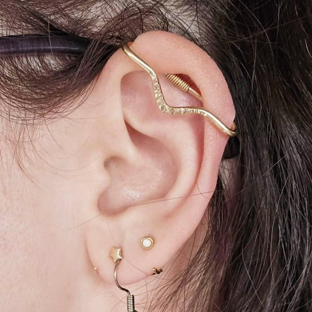 V Textured Pierced Industrial Ear Bar - 14ga