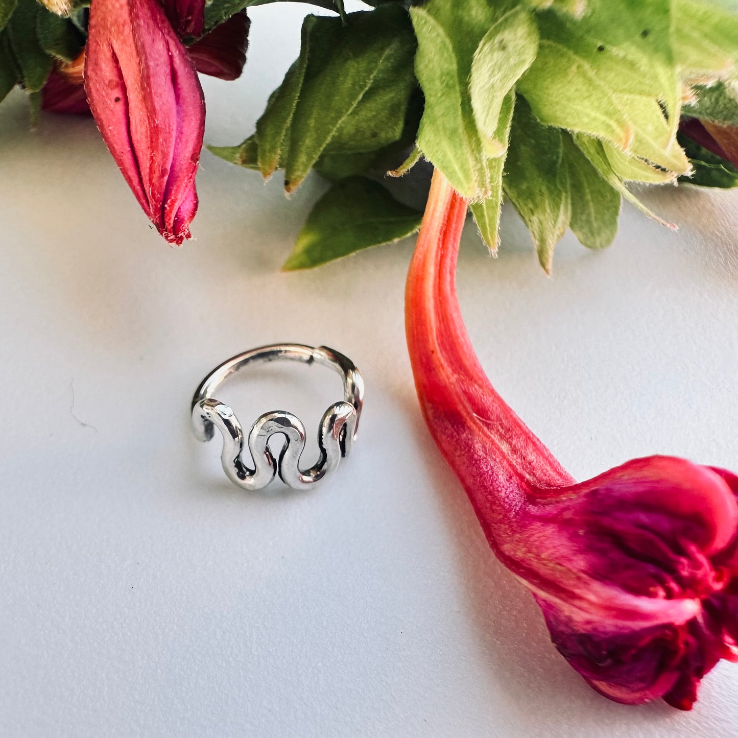 Squiggly Cartilage Hoop - 22ga 20ga 18ga 16ga 14ga