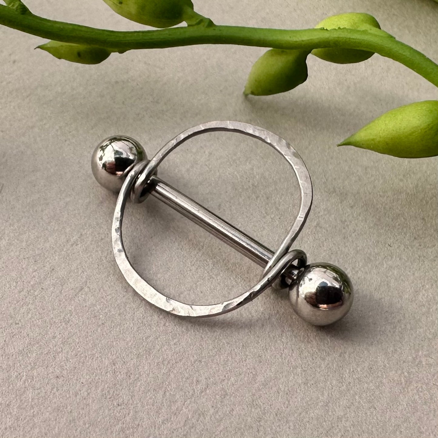 Chic Round Frame Textured Nipple Shield 316L Stainless Steel - 1pc