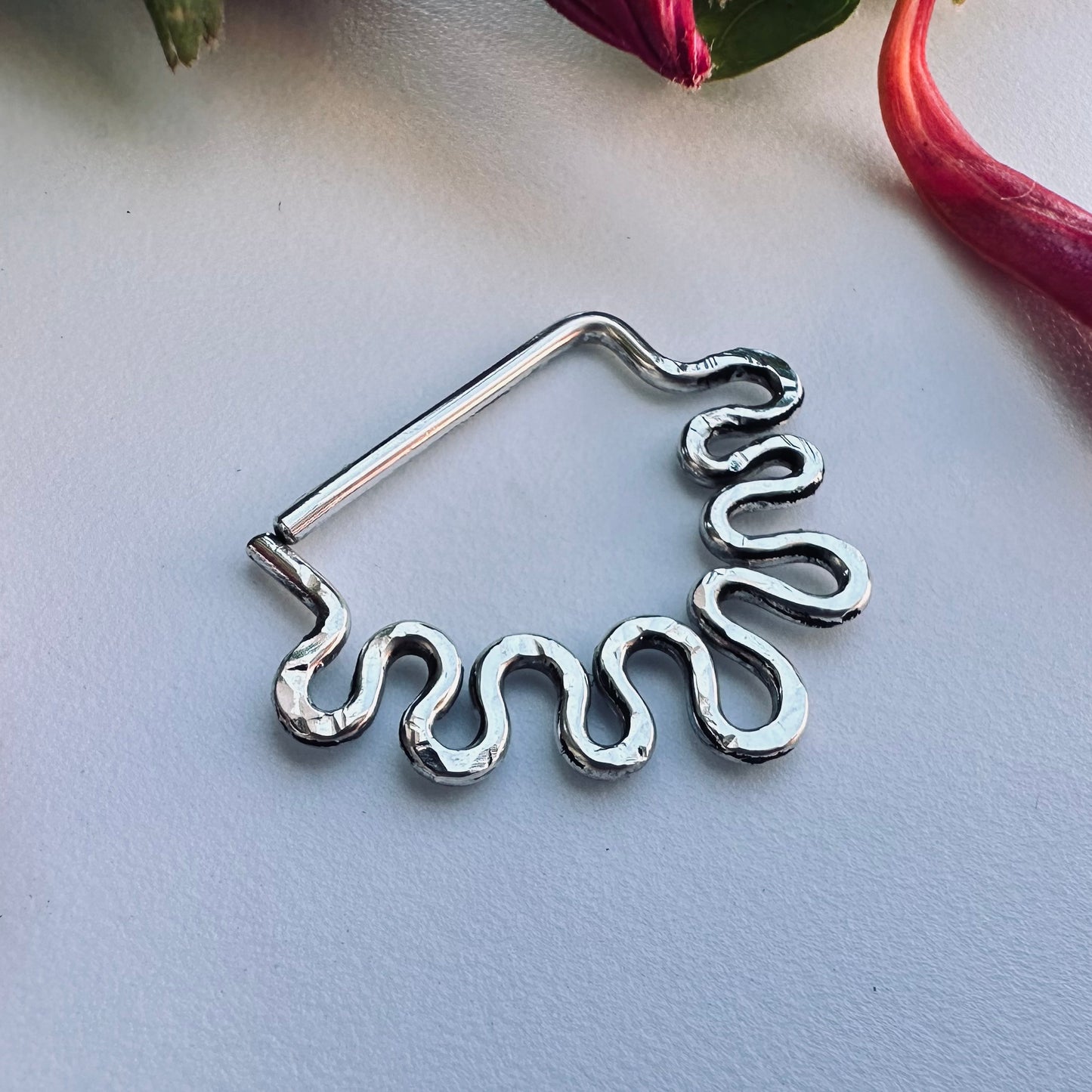 Squiggly Seamless Nipple Ring - all gauges and metals