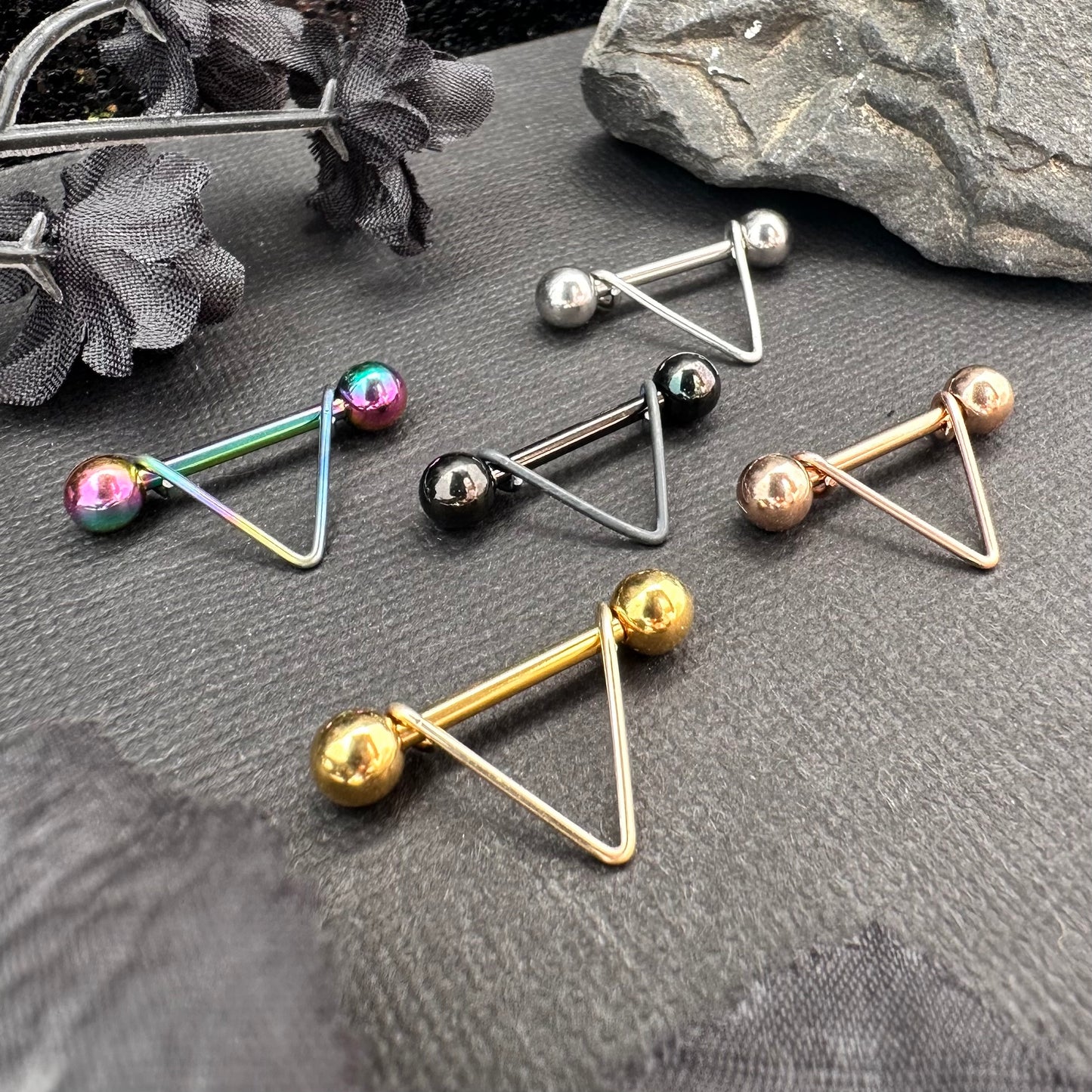 Simple V Nipple Ring 316L Stainless Steel - 1pc
