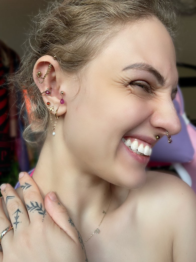 Loop Crystal Conch Earring - Rose Gold Fill