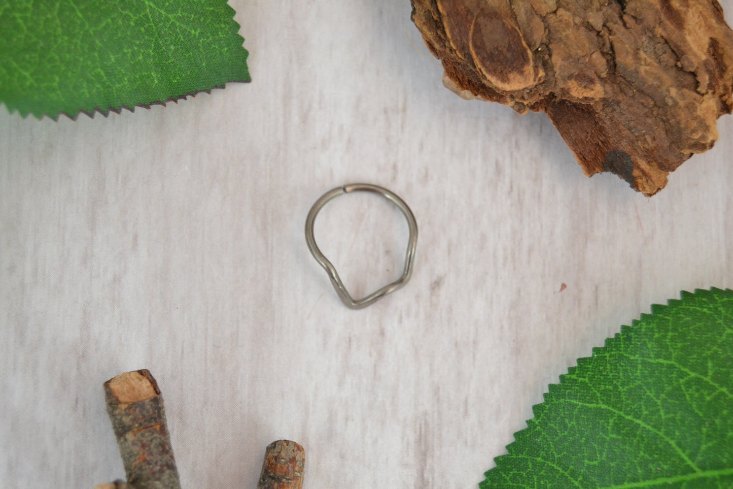 Mountain Textured Niobium Cartilage Earring