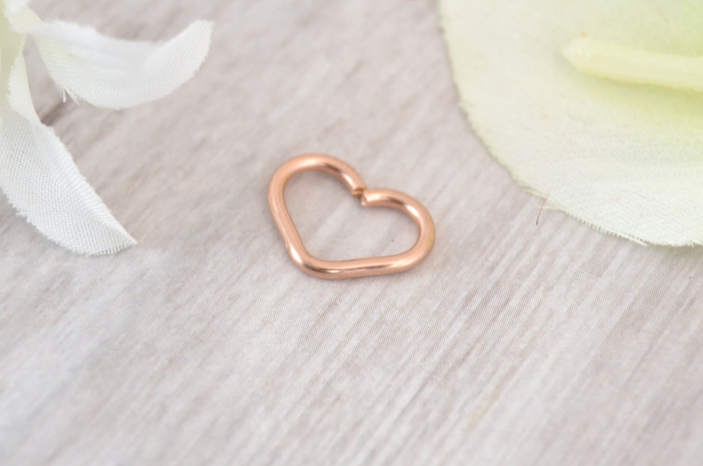 Heart 14k Rose Gold Seamless Ring