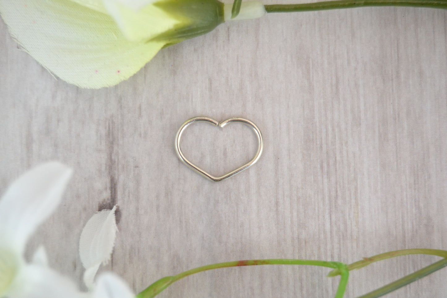 Heart 14k Palladium White Gold Cartilage Earring