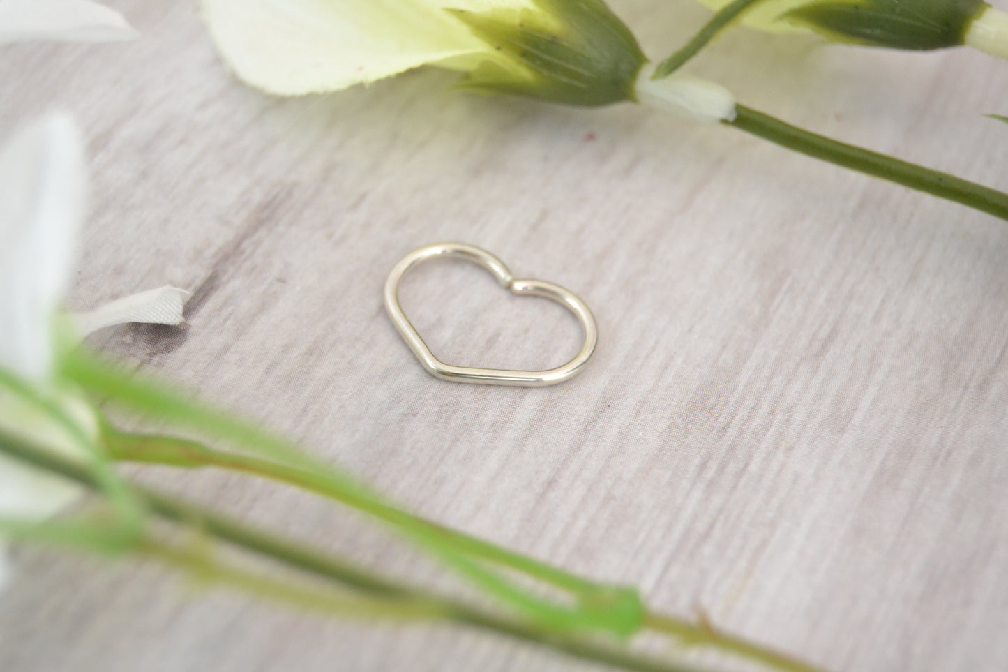 Heart 14k Palladium White Gold Cartilage Earring