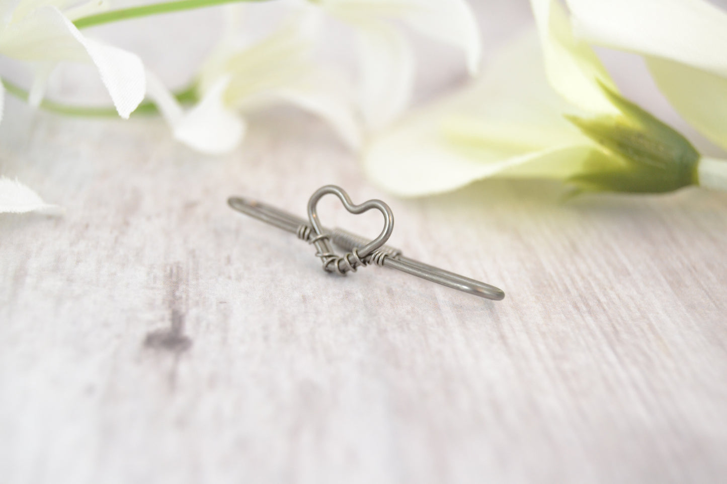 Heart Seamless Industrial Bar - Niobium, Silver