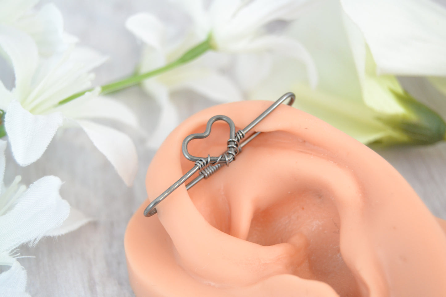Heart Seamless Industrial Bar - Niobium, Silver