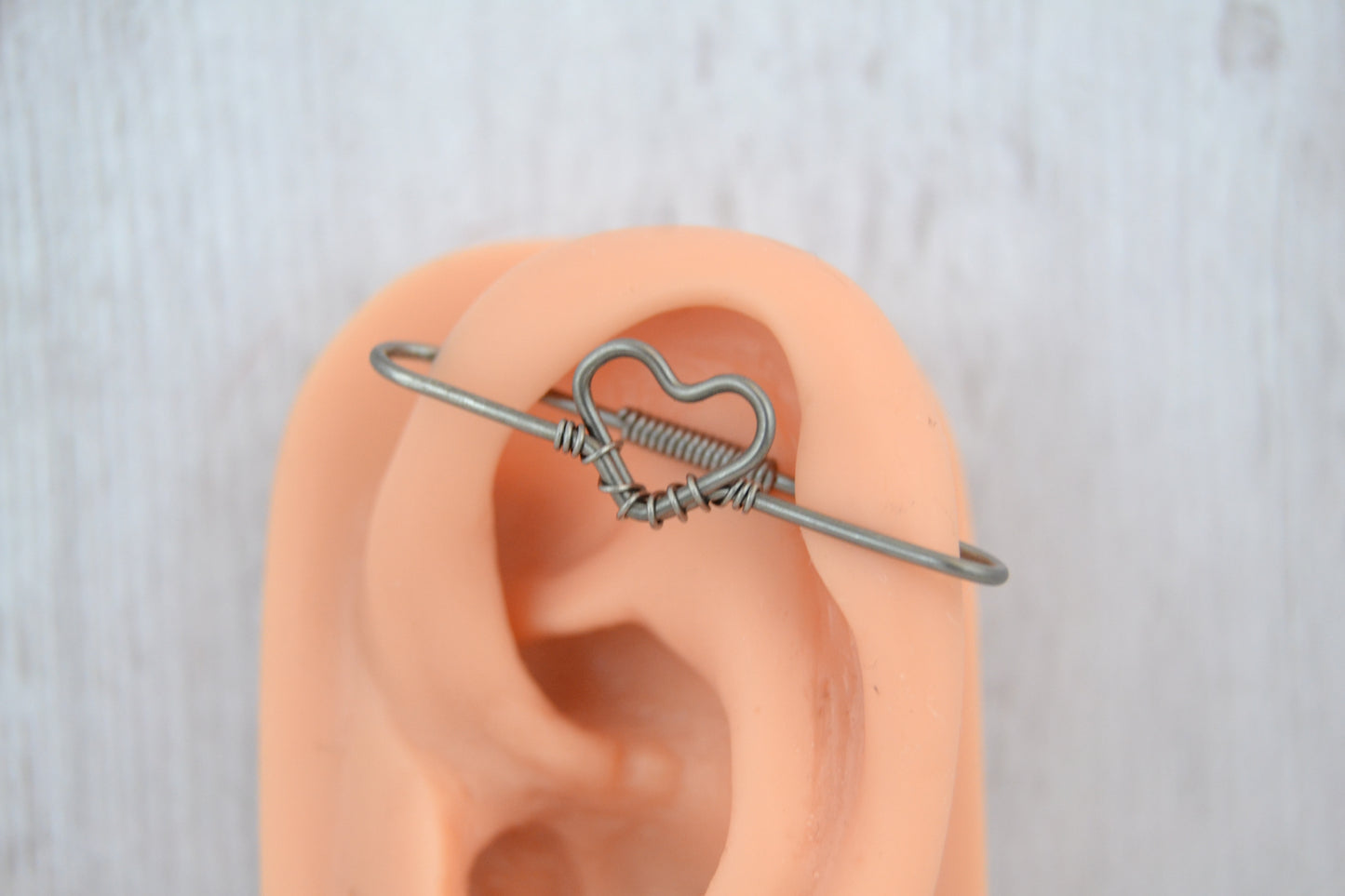 Heart Seamless Industrial Bar - Niobium, Silver