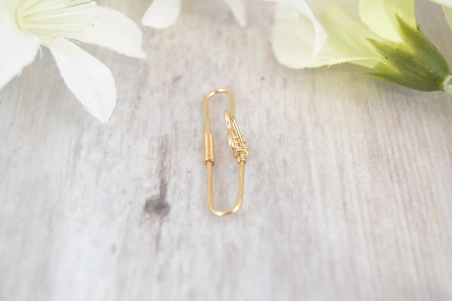 Heart Seamless Industrial Bar - 18k Yellow Gold
