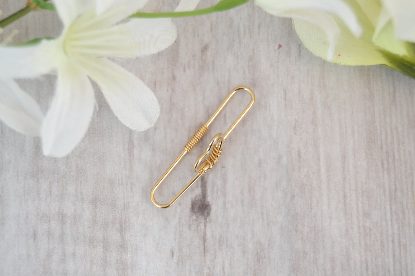 Heart Seamless Industrial Bar - 18k Yellow Gold