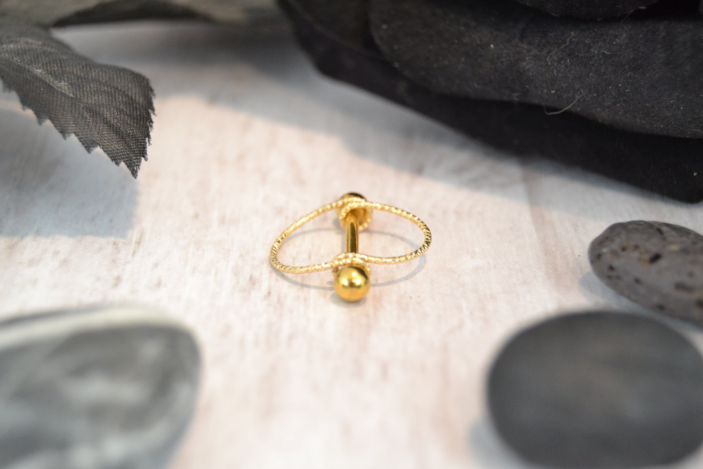 Gold Diamond Wire Round Frame Nipple Shield - 1 pc