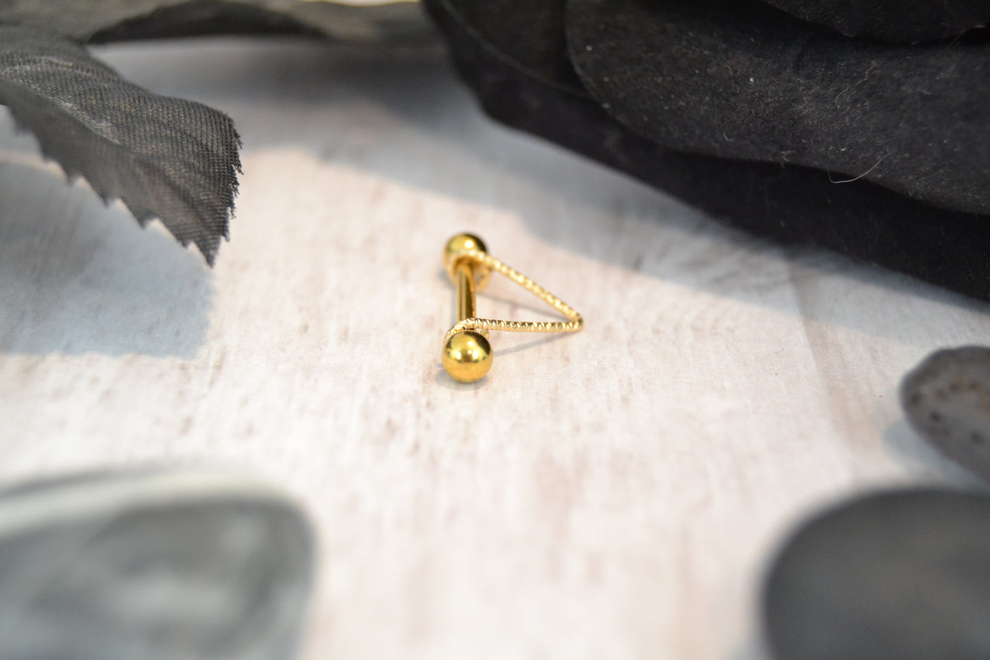 V Glitter Yellow Gold IP 316L Stainless Steel Nipple Ring - 1pc