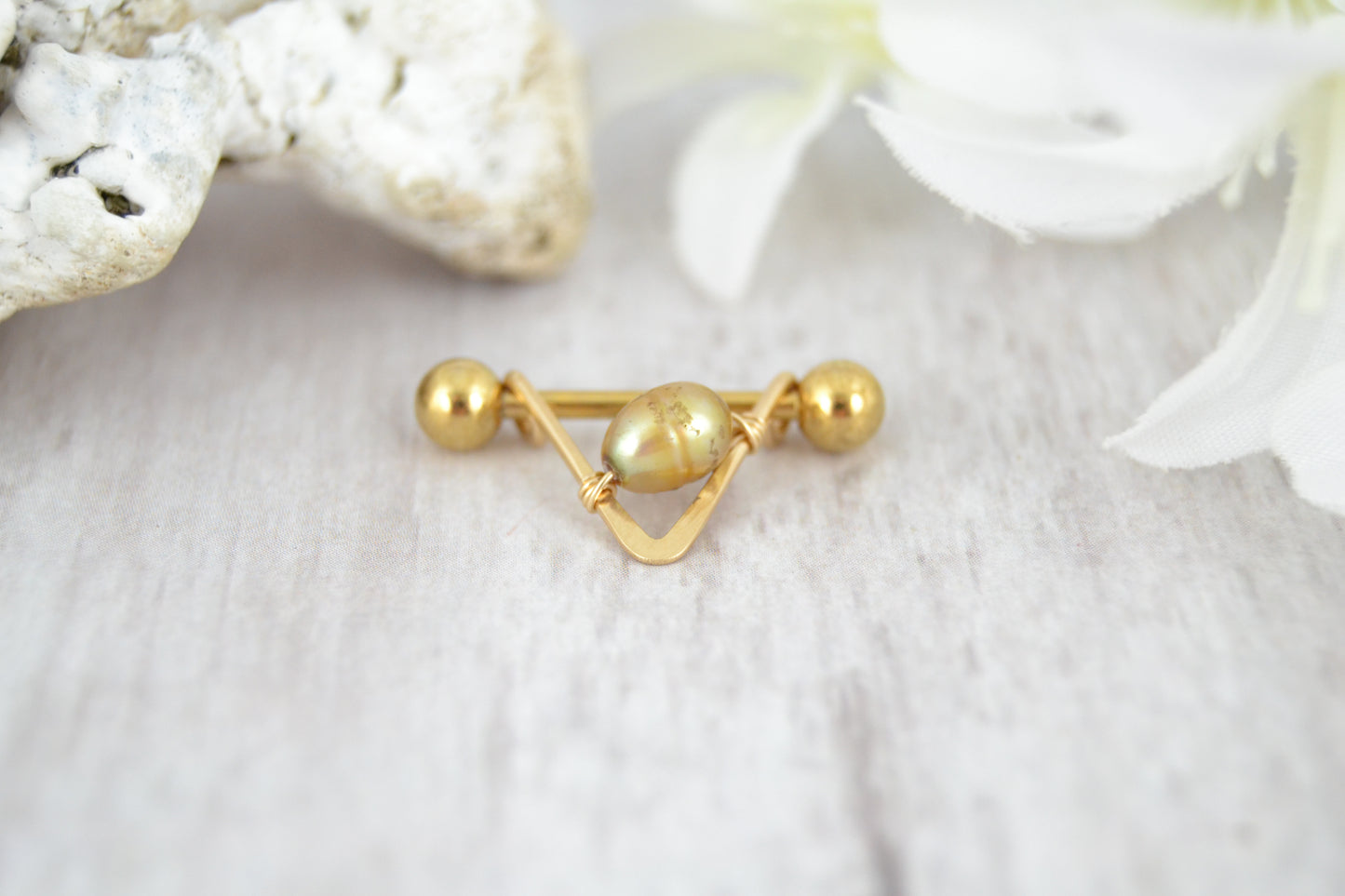 Pearl V Shaped Yellow Gold Nipple Ring - 1 pc