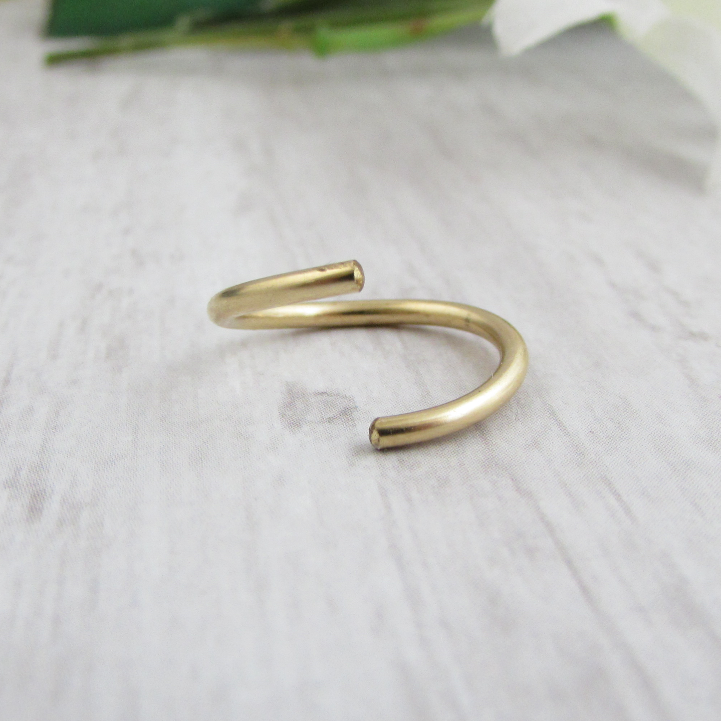 14k Yellow Gold Cartilage Earring