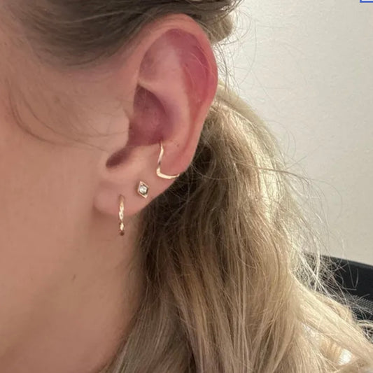 V Smooth Conch Earring Rose Gold Fill