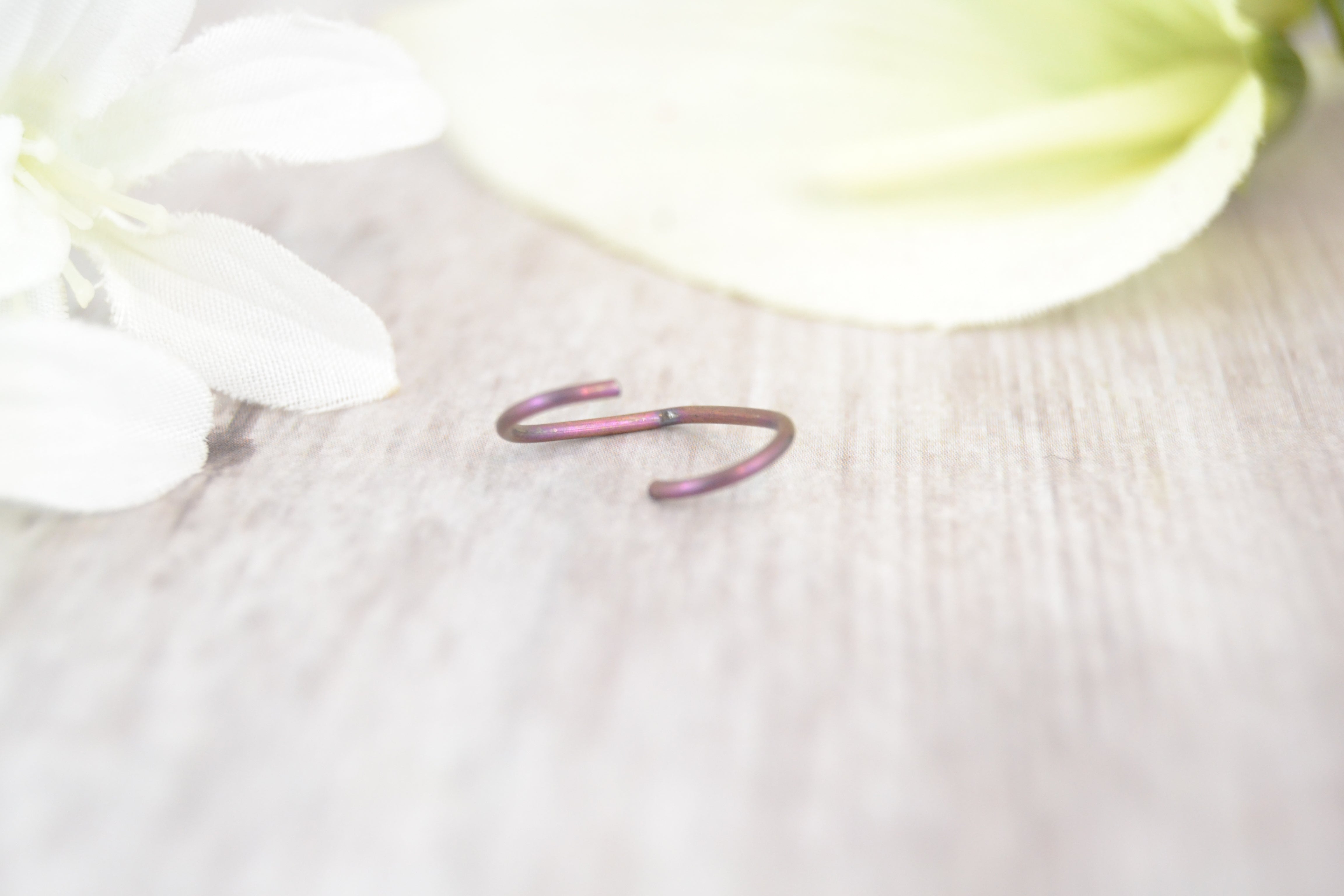 Heart Pink Niobium Seamless Ring