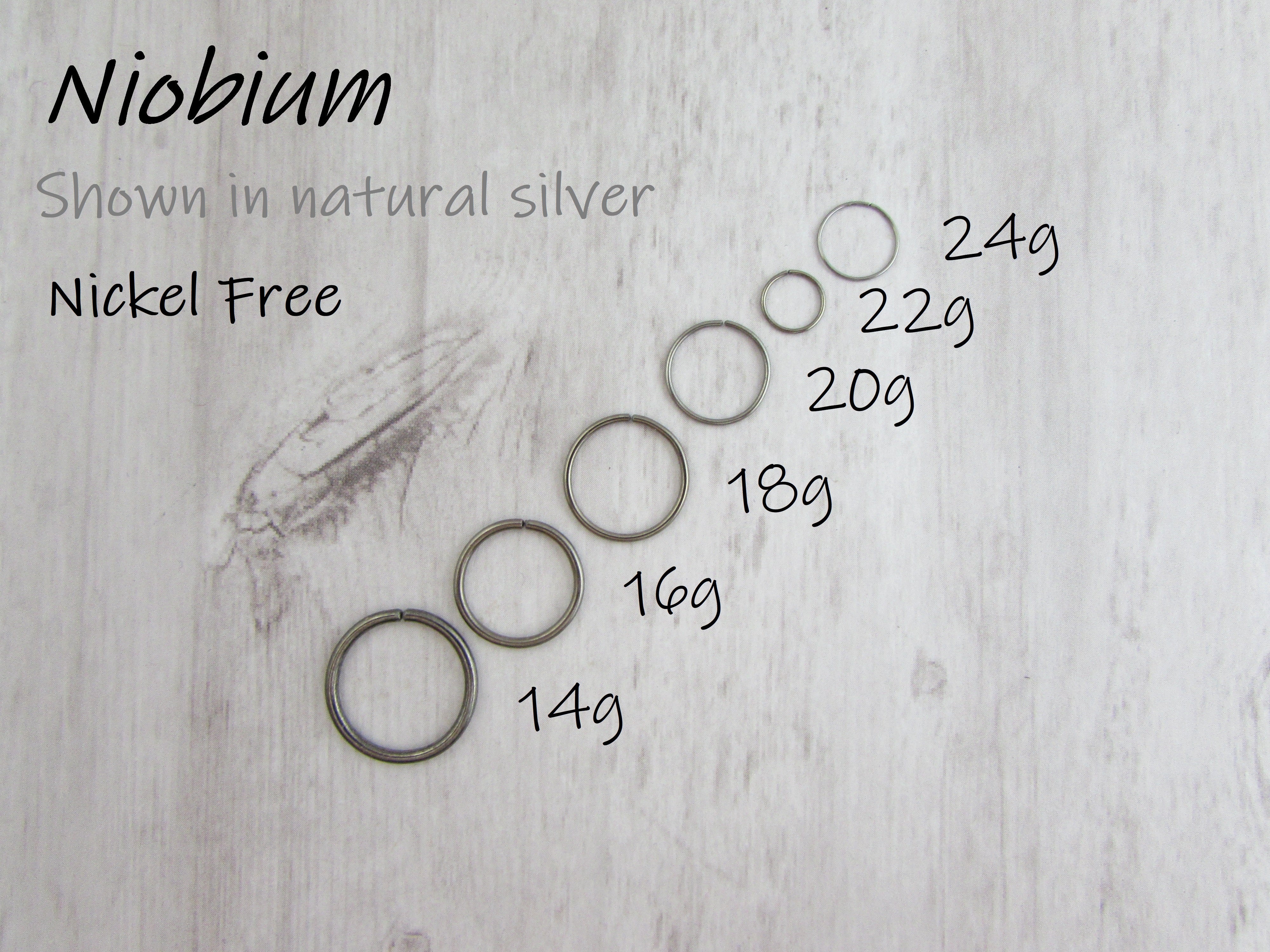 Niobium Mountain Seamless Cartilage Ring